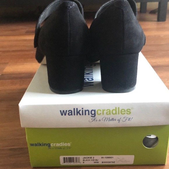 Walking Cradles Mary Janes - Picture 3 of 5